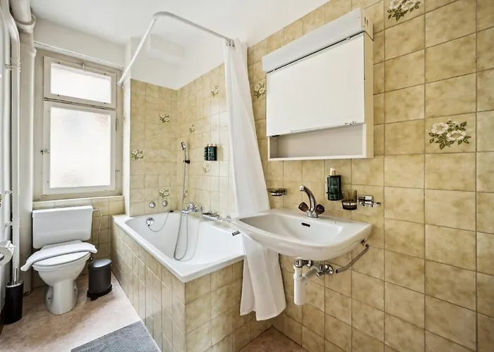 For Explorers 222 公寓